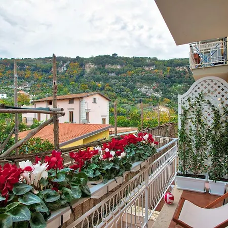 Apartman De Vivo Realty - La Vita E Bella Sorrento *