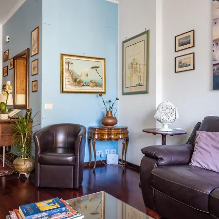 La E Bella - De Vivo Realty Daire