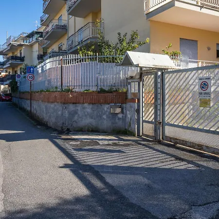 La E Bella - De Vivo Realty * סורנטו